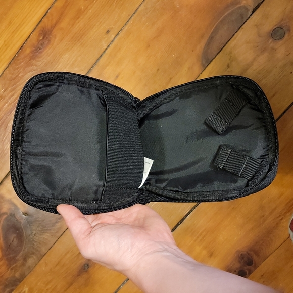 5.11 Tactical Pouch - Picture 3 of 6